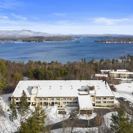 Cute Lower Level Cedar Lodge Room With Balcony & Lake Views! Laconia Εξωτερικό φωτογραφία